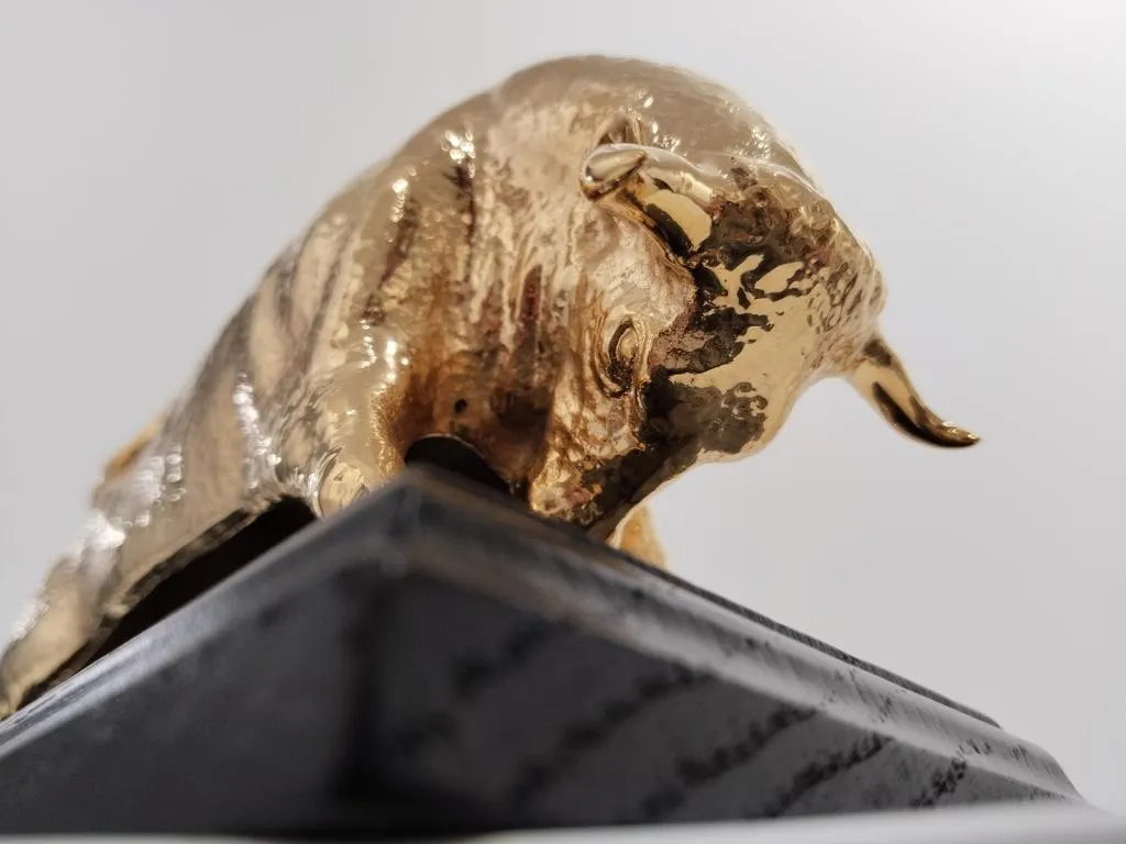 24k Gold Plated Bronze Bull Statue 2
