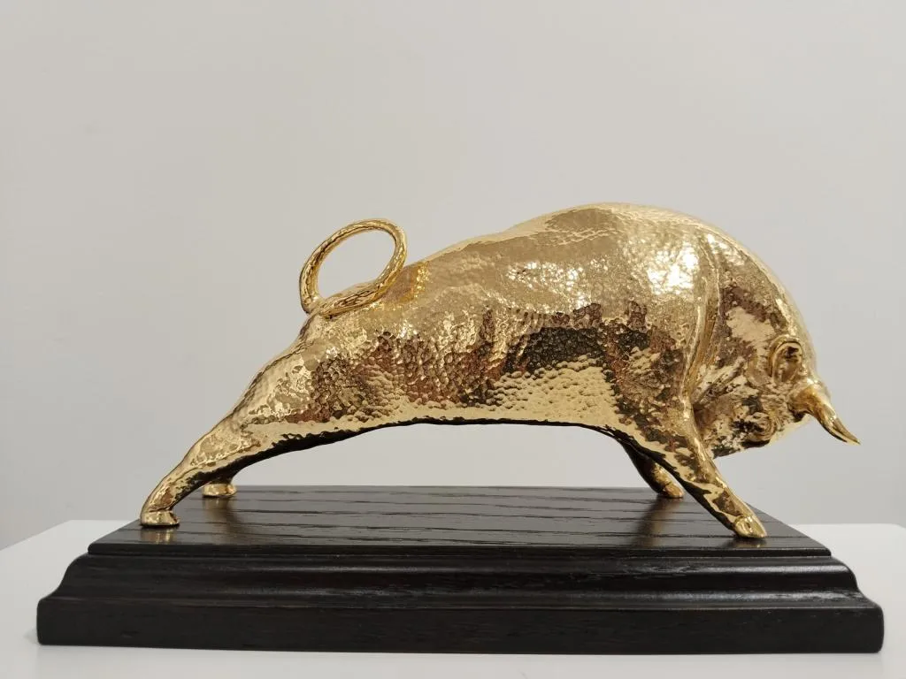 24k Gold Plated Bronze Bull Statue 4