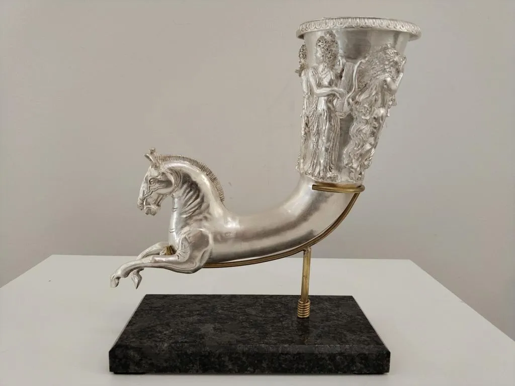 Ancient Stil Greek Silver Rhyton mit Pferdekopf 1