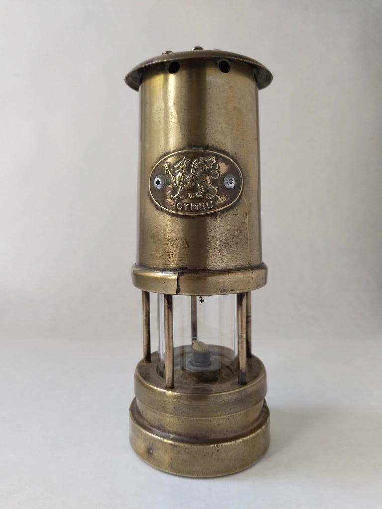 Antique Welsh Miners Lamp CYMRU Original Old Miner's Brass Lantern 21cm