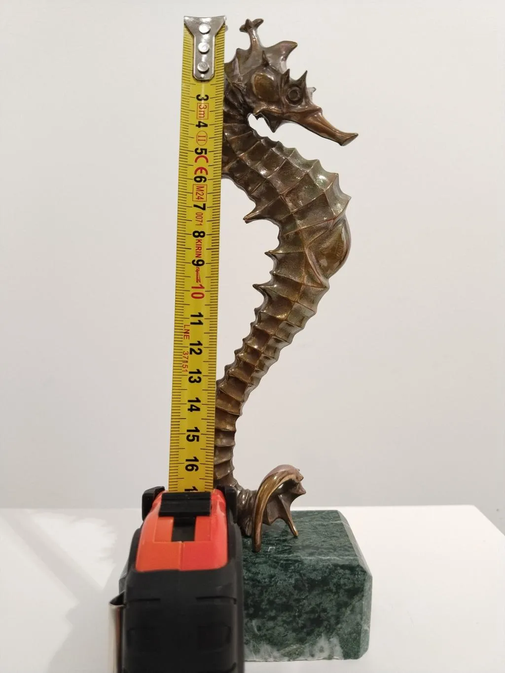 Bronze Seehorse Sculpture 9
