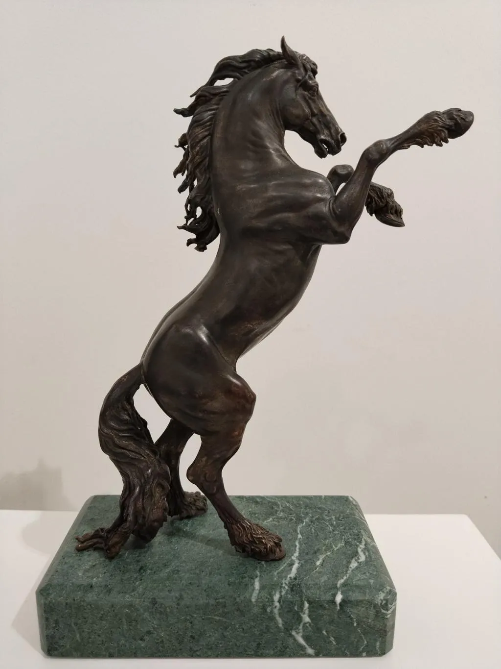 Bronzefigur Steigendes Pferd 1