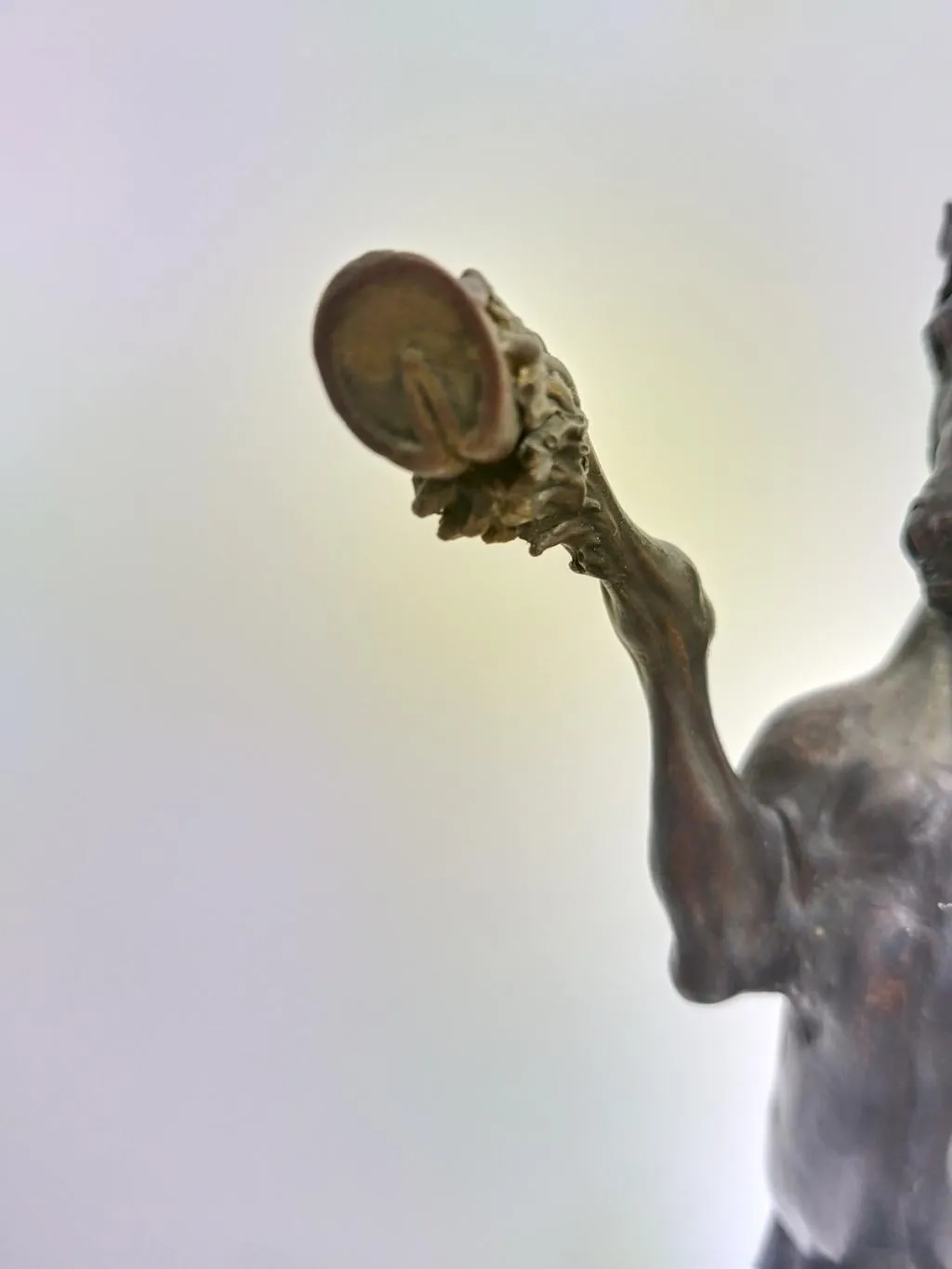 Bronzefigur Steigendes Pferd 10