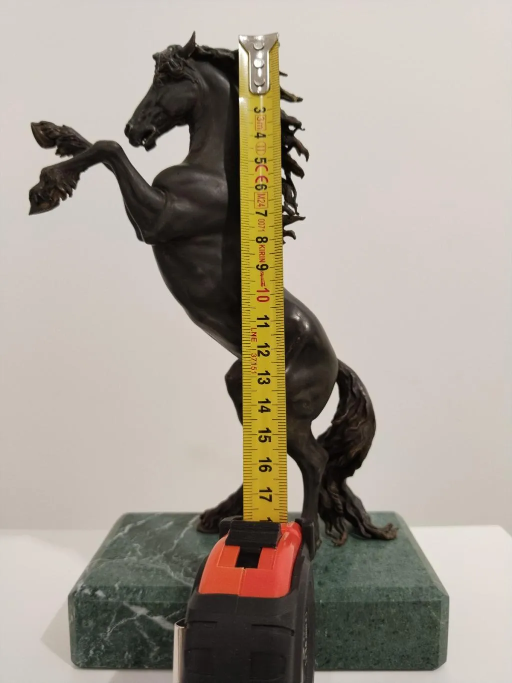 Bronzefigur Steigendes Pferd 11