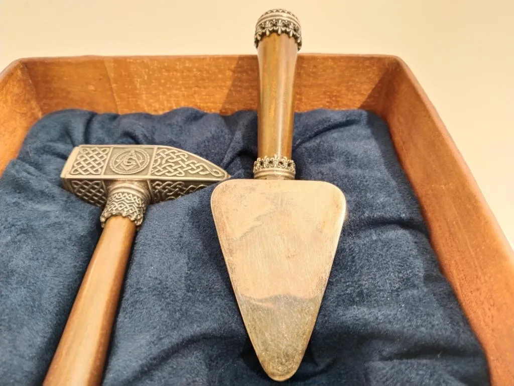 Freimaurer Kelle und Hammer aus Silber 6