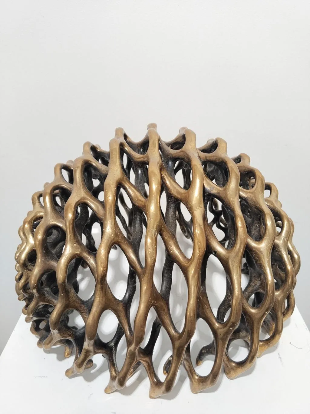 Moderne Skulptur Halbkugel Zeitgenössische Kunst 2