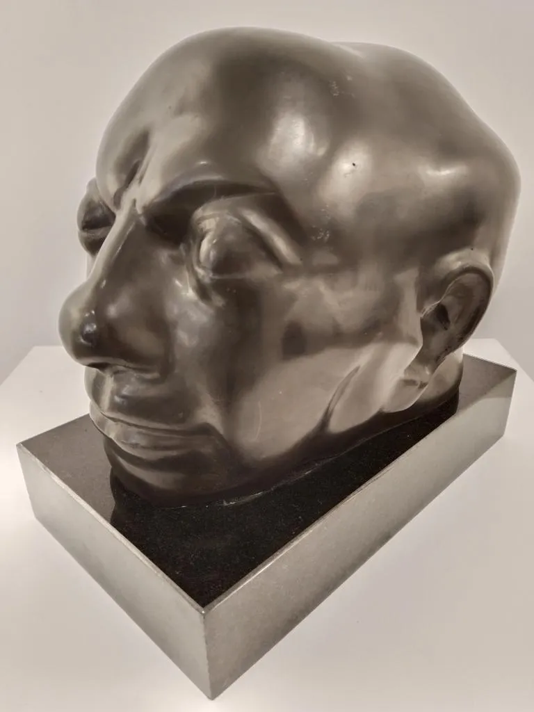 Picasso Portrait Bronze Sculpture by Pavel Koychev 3