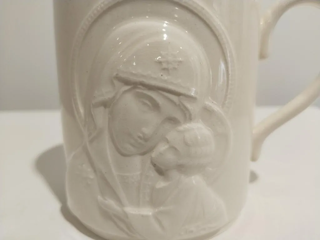 Porzellanbecher Die Jungfrau Maria Und Das Jesuskind 2