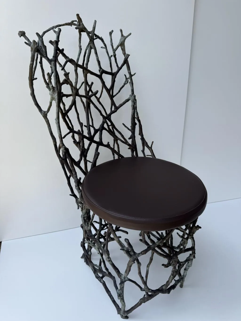 Sculptural Branch Chair for Outdoor Dining 1