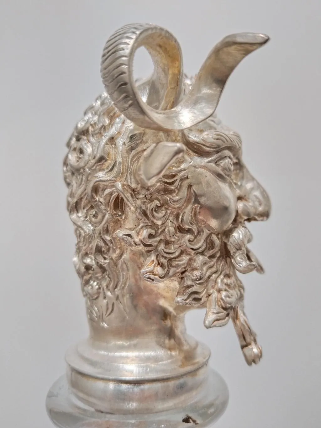 Silberer Flaschenverschluss Satyr 6