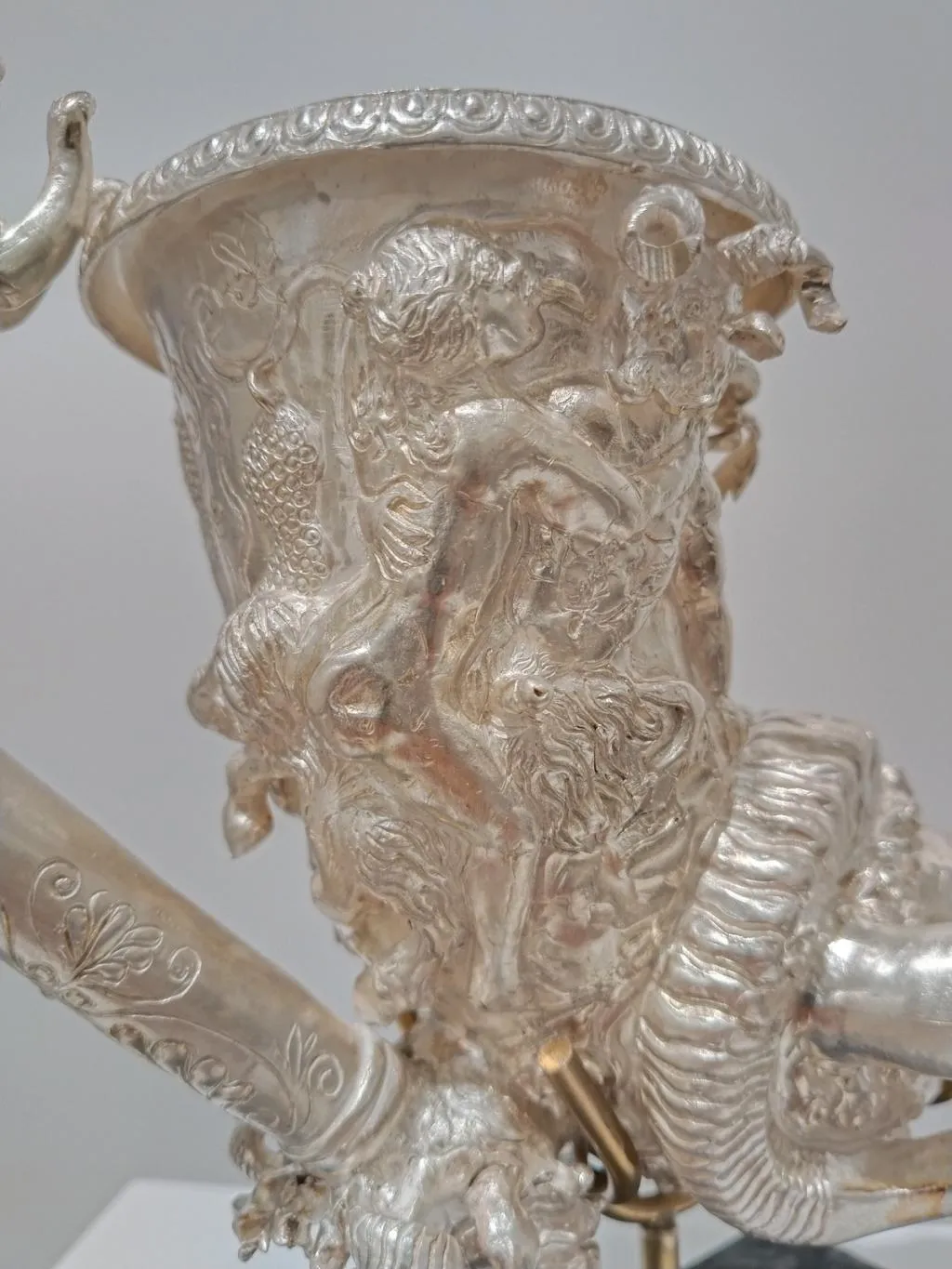 Silver rhyton with ram head 12