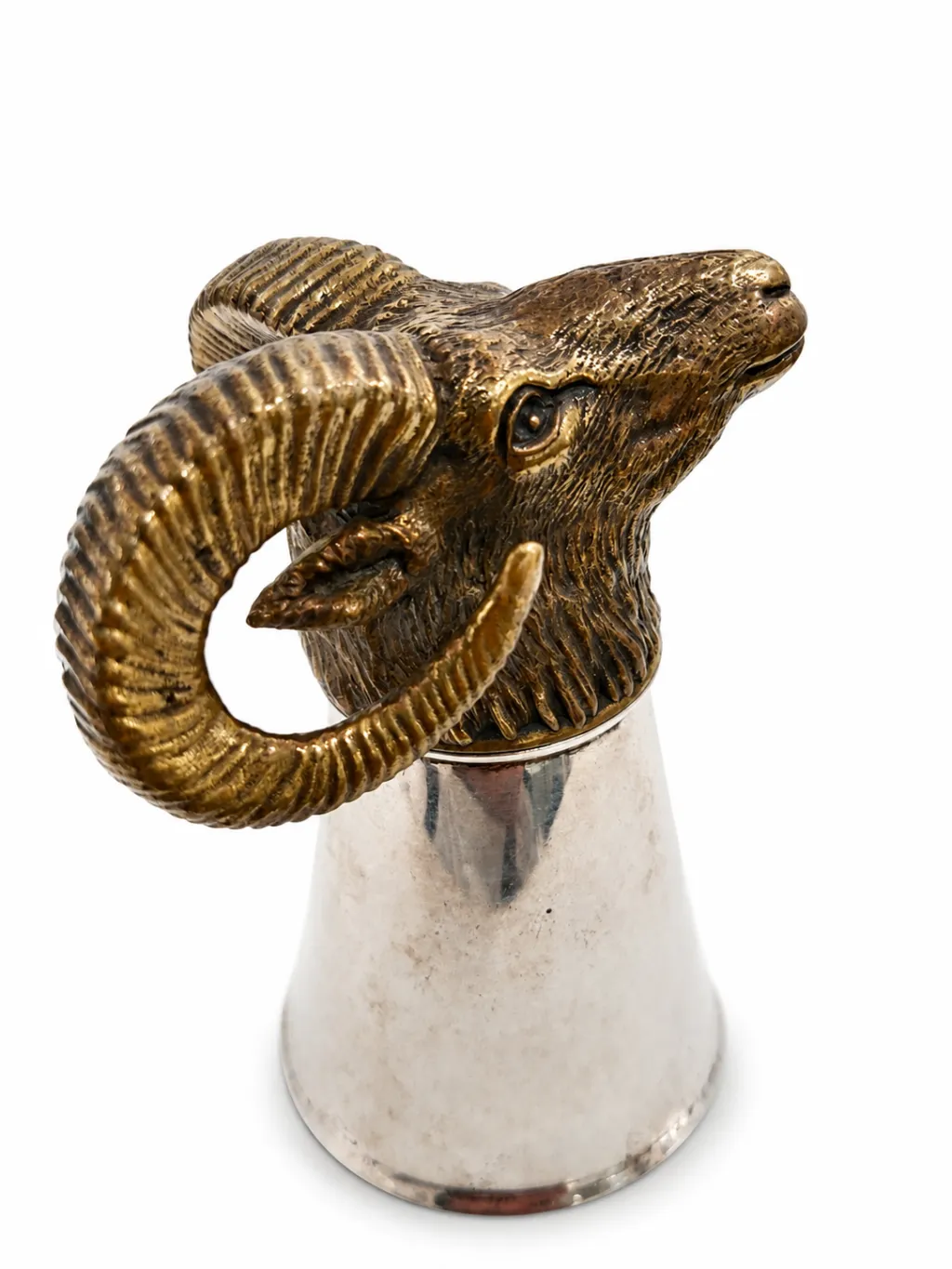 Sturzbecher Silber mit Widderkopf