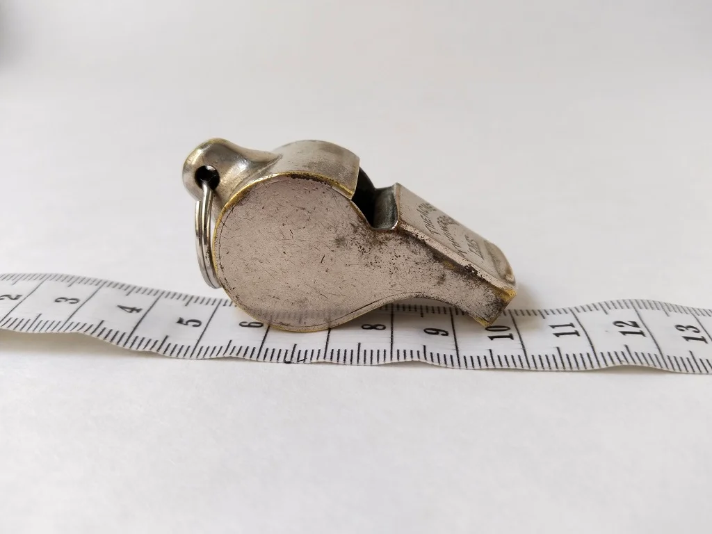 The ACME Thunderer Whistle Pfeife No 58 LMS Railway Made In 9