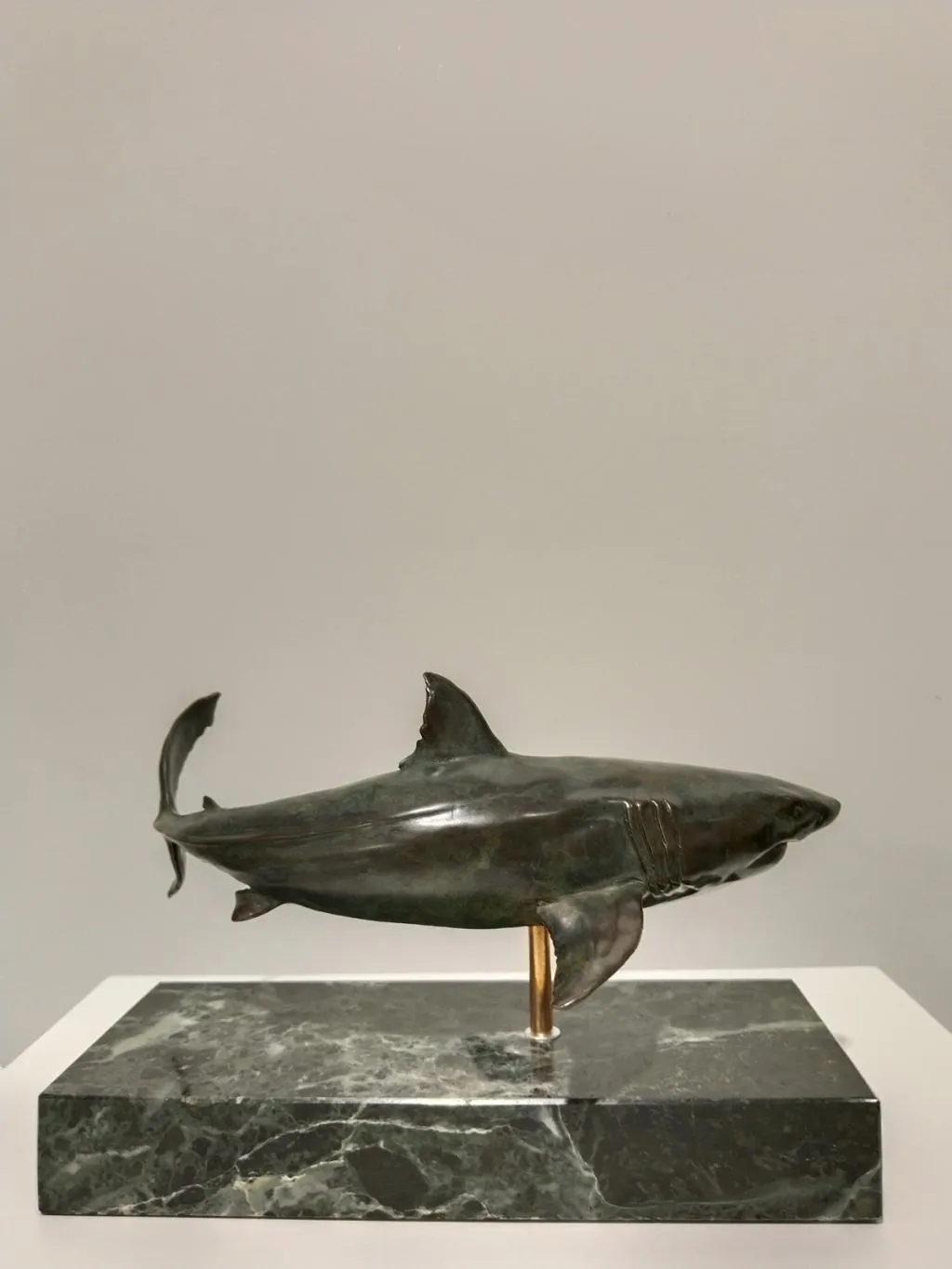 Weisser Hai Skulptur Bronze 6