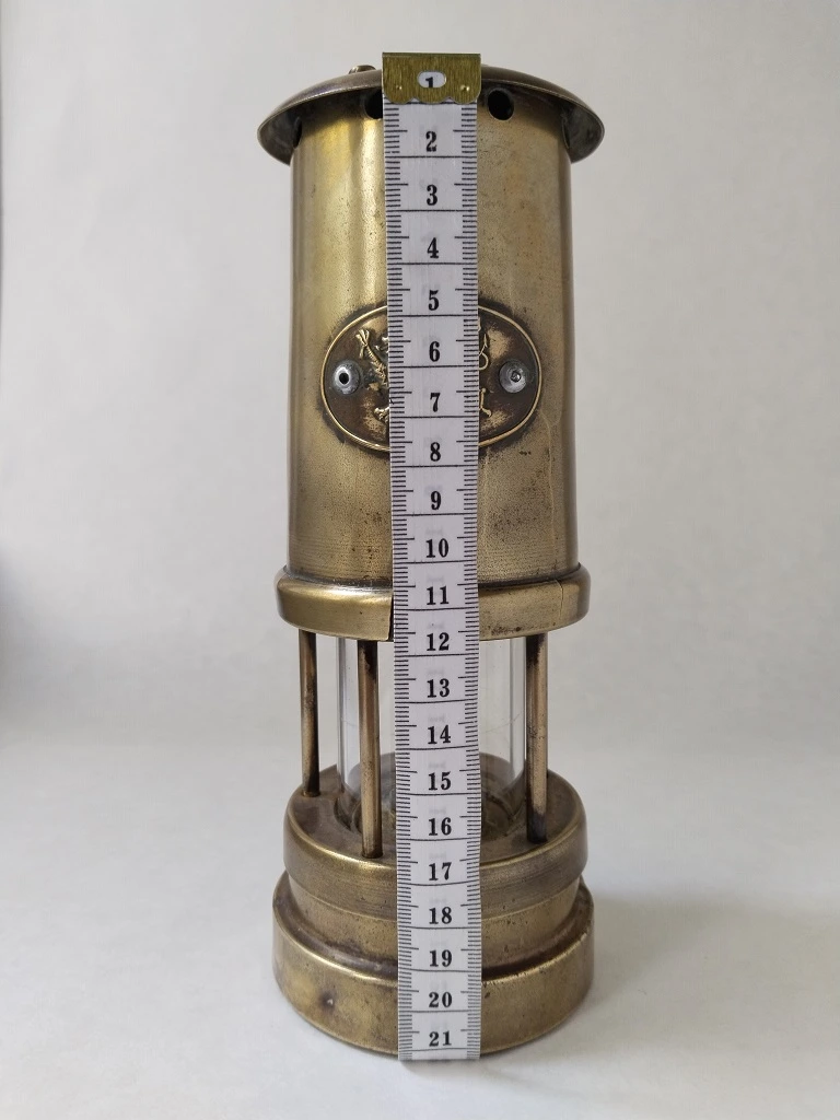 Welsh Brass Miners Lamp CYMRU All Working Replica Lantern 16